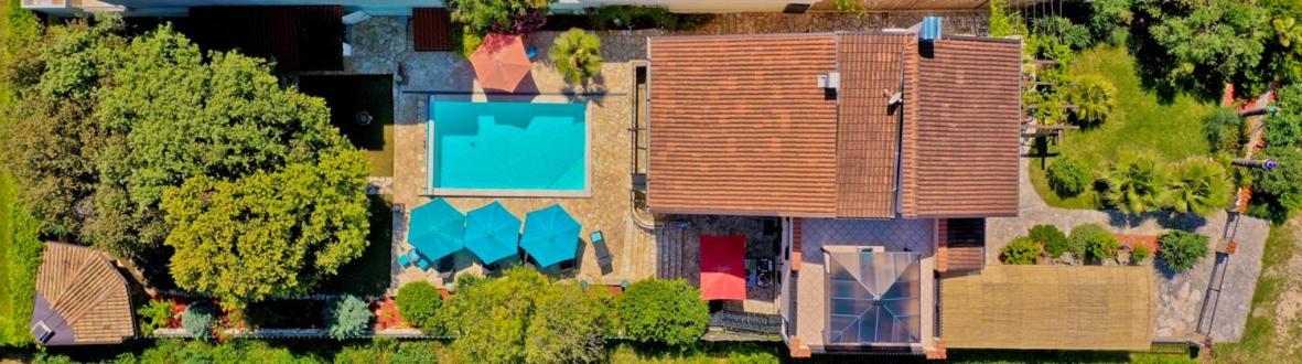 Villa Dolce Vita **** Premantura Eksteriør billede